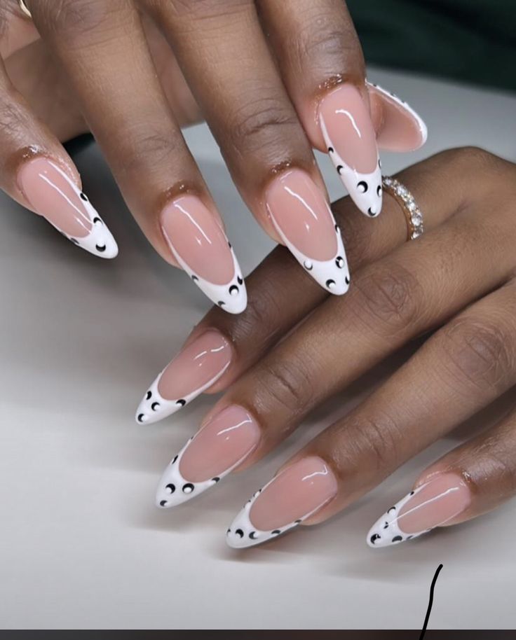 Minimal Girlie